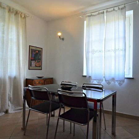 Hostal Cascina Il Convivio Diano dʼAlba Habitación foto
