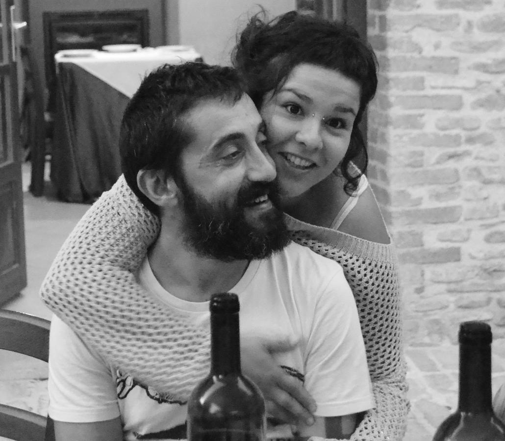 Hostal Cascina Il Convivio Diano dʼAlba Exterior foto